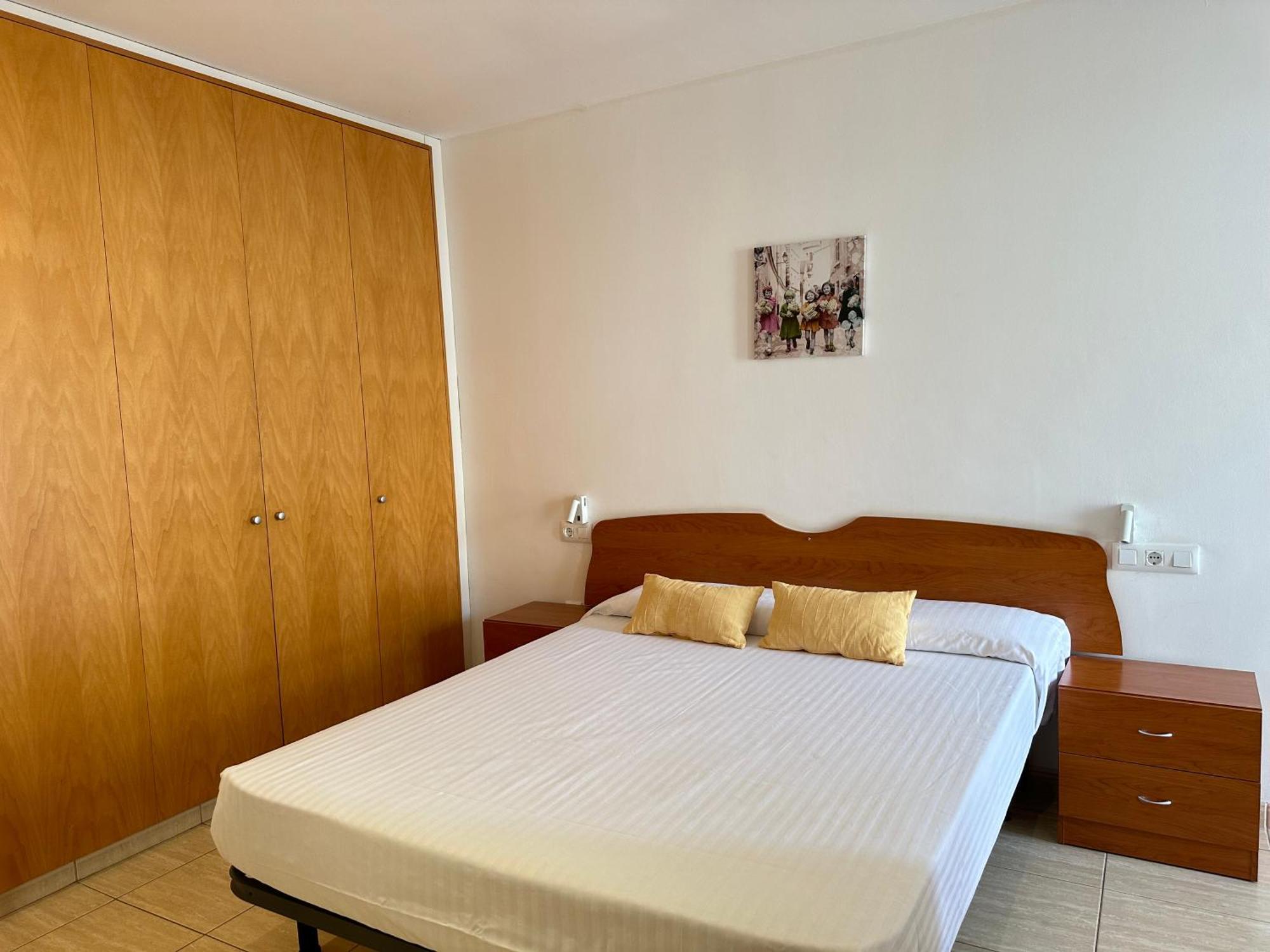 Agi Norfeu Park Apartment โรเซส ภายนอก รูปภาพ